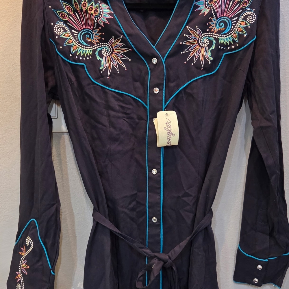Wrangler Black Embroidered Western Shirt - Picture 6 of 10